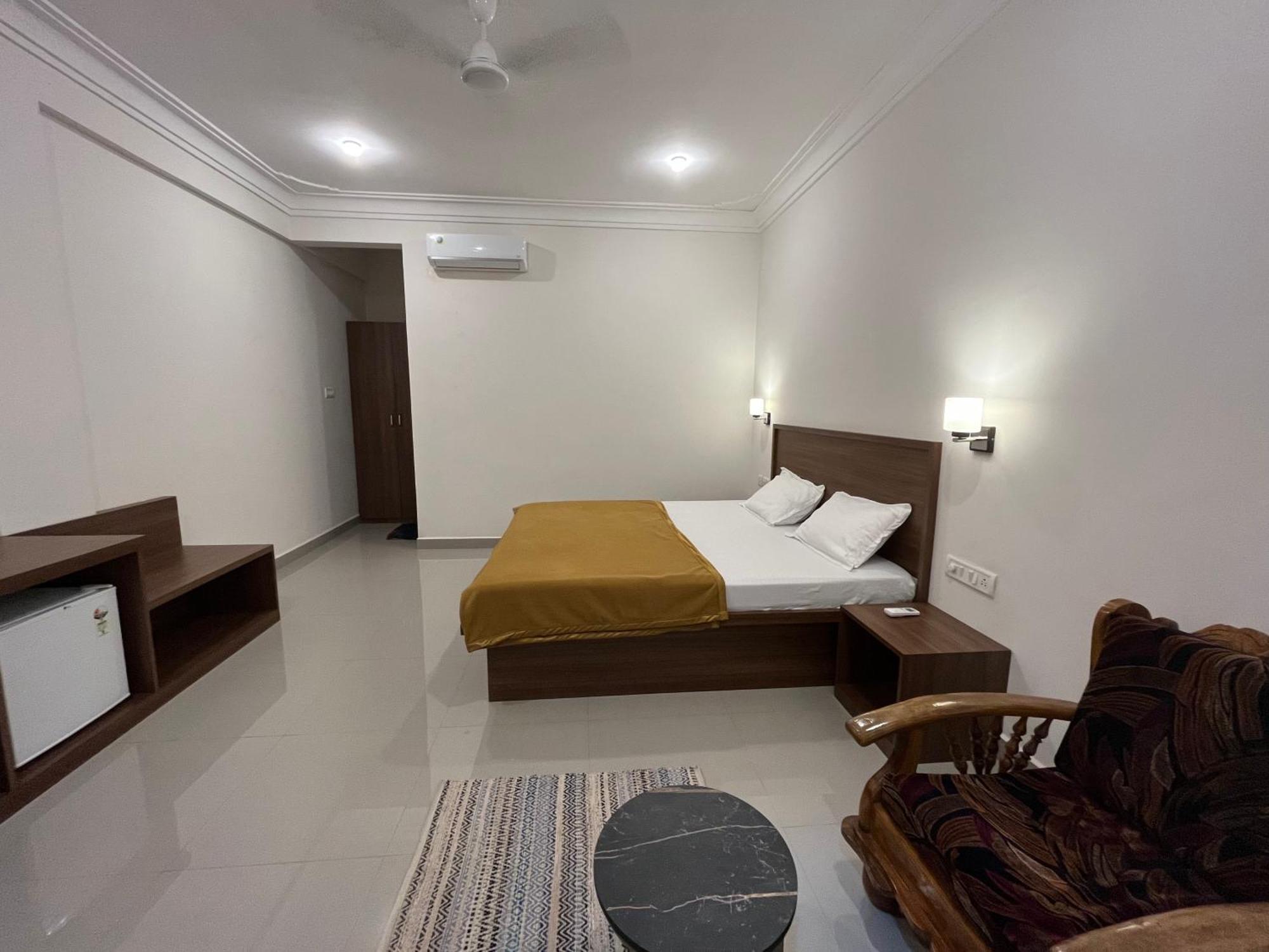 Morjim Sunset Hotel 外观 照片