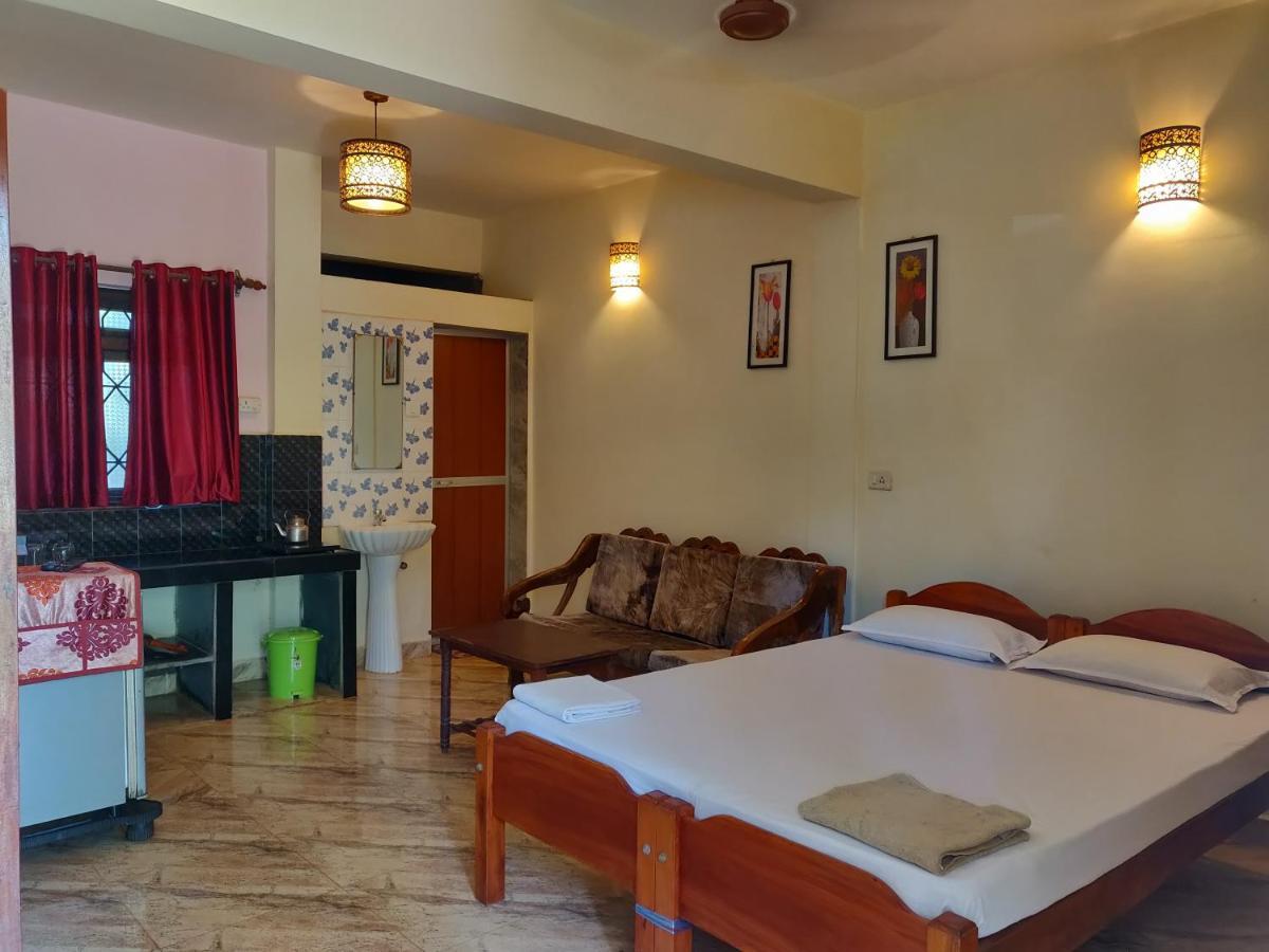 Morjim Sunset Hotel 外观 照片
